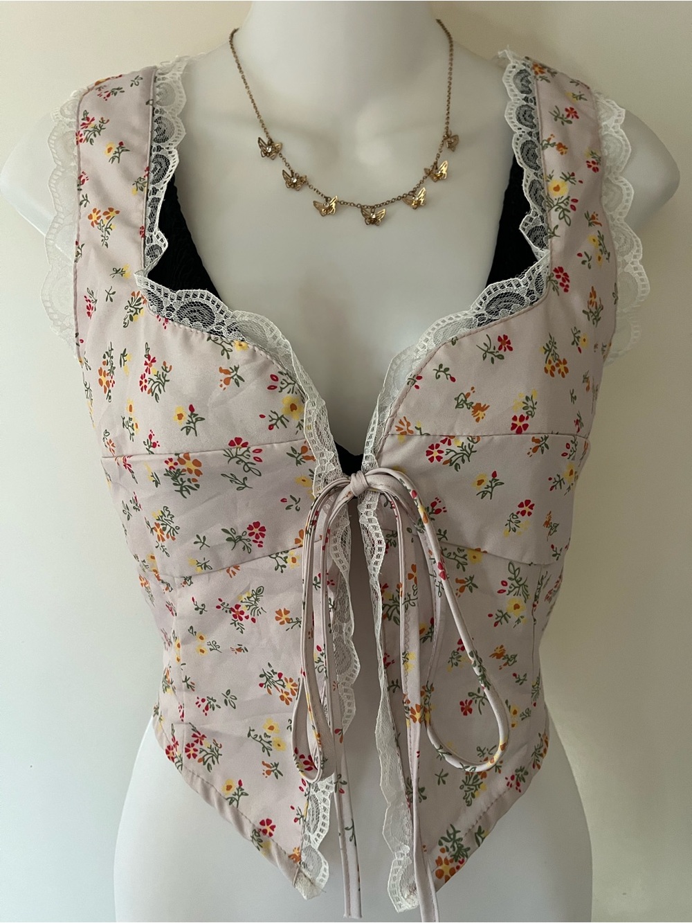 Floral Tie-Front Corset Vest with lace trimming in Blush Pink